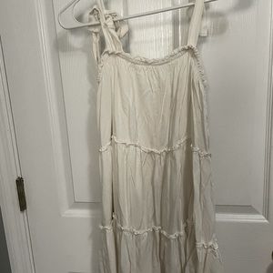 CUTE WHITE DRESS